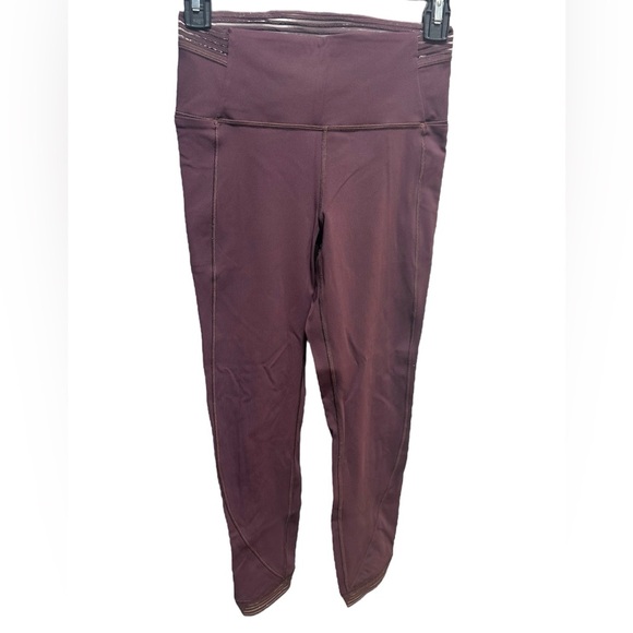 LULULEMON BURGUNDY LEGGINGS WITH MESH DETAIL SIZE 6 - Picture 1 of 4